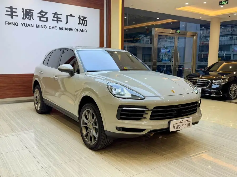 2023 Cayenne 3.0T Platinum Edition