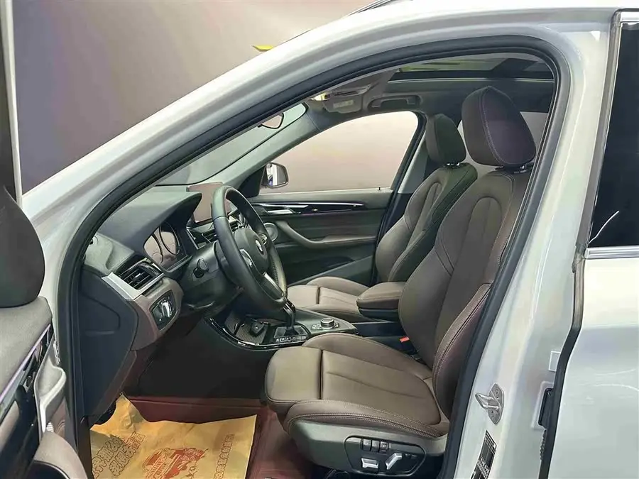 بي إم دبليو X1 2022 sDrive20Li النسخة الحصرية