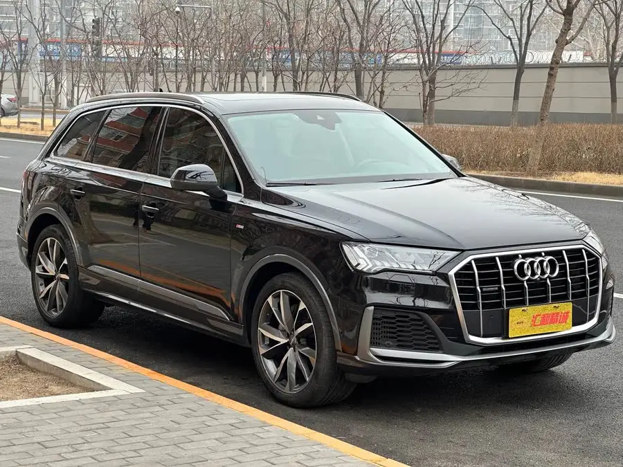 Audi Q7 2020 55 TFSI quattro S line Sport