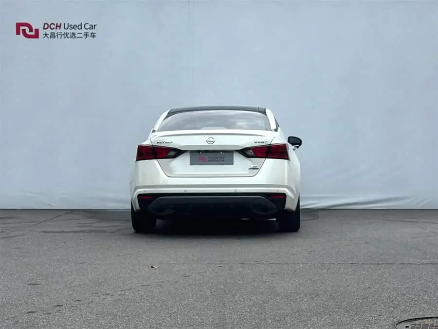 تيانا 2020 2.0T XV AD1 إصدار الملاحة الذكية