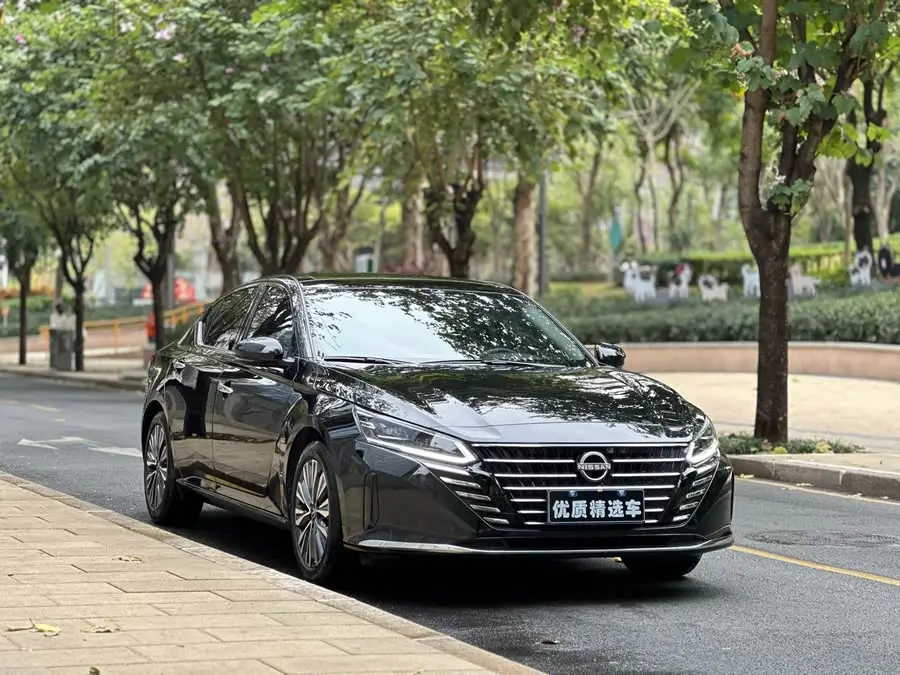 تيانا 2022 2.0L XL-TLS إصدار الاستمتاع