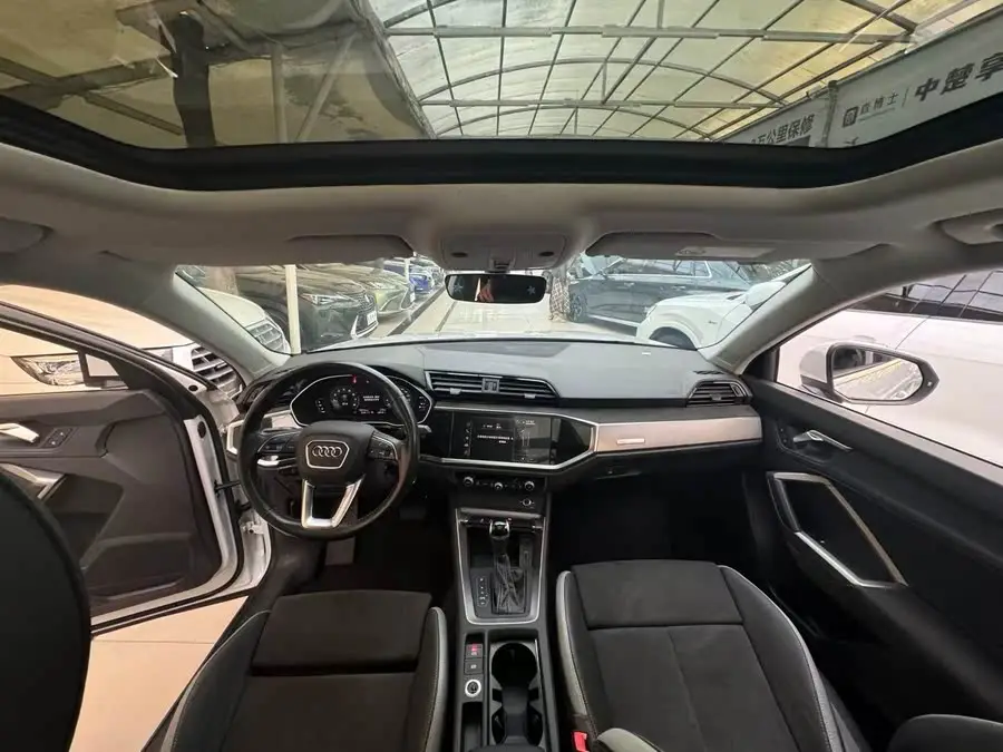 Audi Q3 2020 Model 35 TFSI Progressiv Dynamic