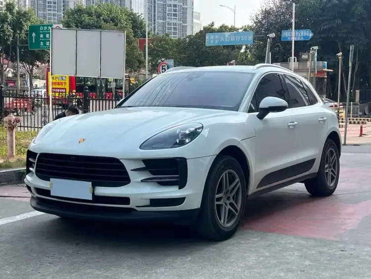 2021 Macan 2.0T