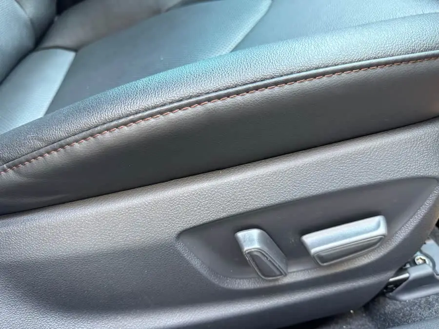 2021 Camry 2.0G Luxury Edition