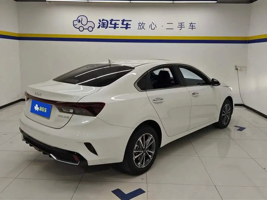 Kia K3 2024 1.5L CVT Luxury Intelligent Edition