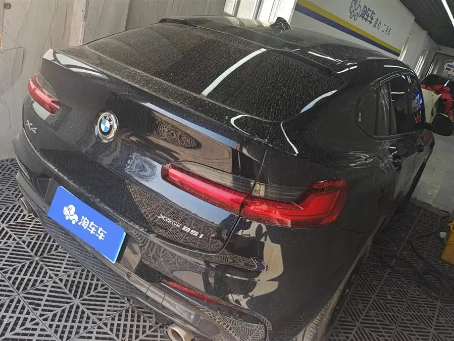 بي إم دبليو X4 2020 xDrive25i مجموعة M الرياضية