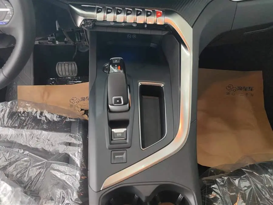 Peugeot 5008 2021 Model 360THP 5-Seater Strength Edition