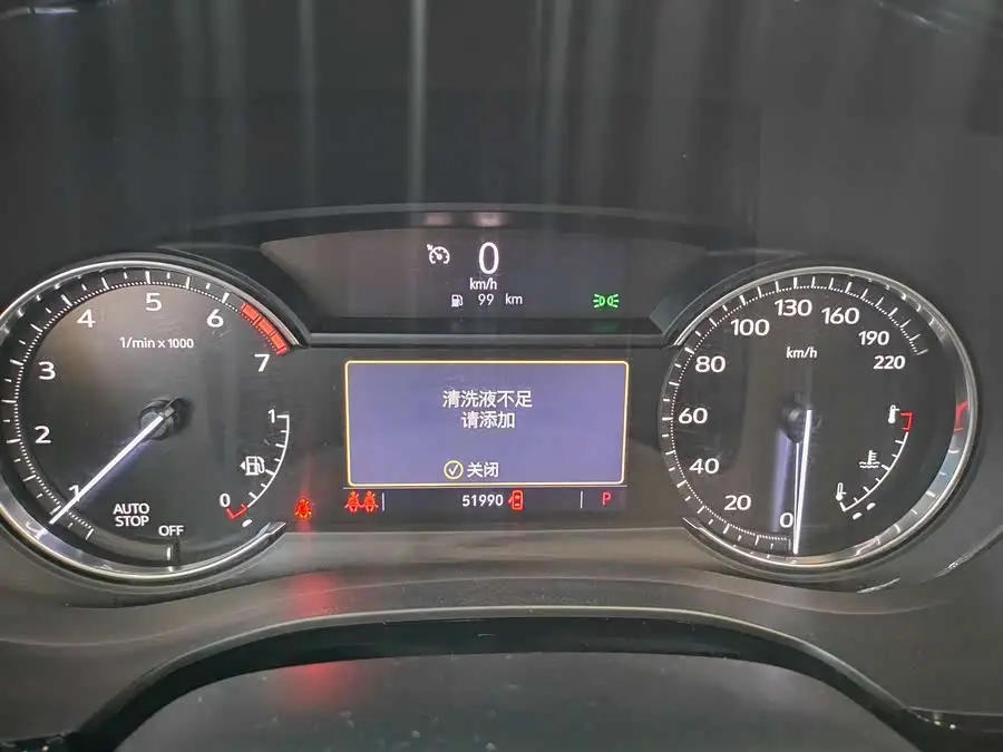 كاديلاك XT6 2021 28T طراز ستة مقاعد الفاخر