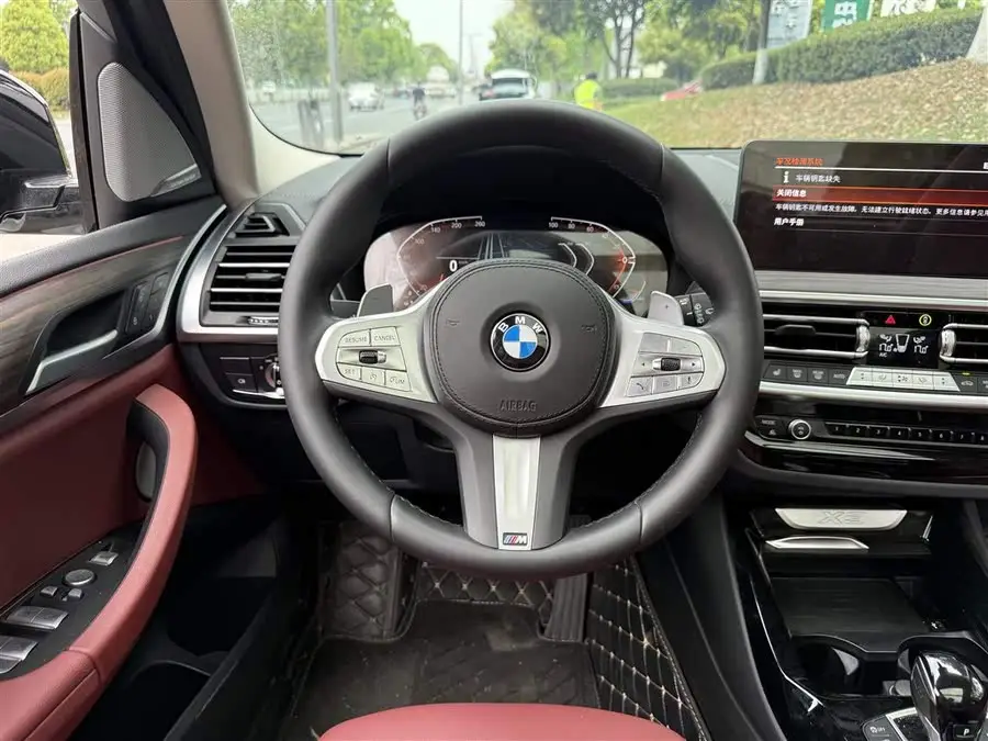 BMW X3 2023 xDrive30i Leading Model M Shadow Package