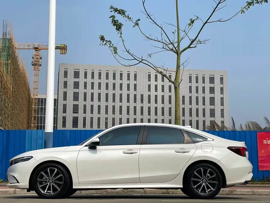 2023 Model Lingge 240TURBO CVT Intelligent Edition