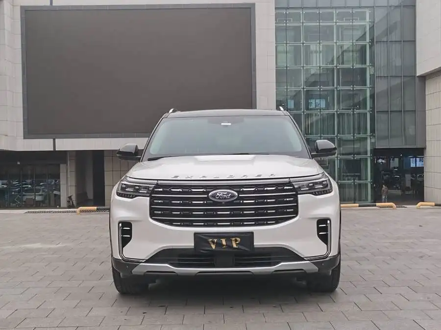 مستكشف 2023 إيكوبوست 285 دفع رباعي تيتانيوم 6 مقاعد