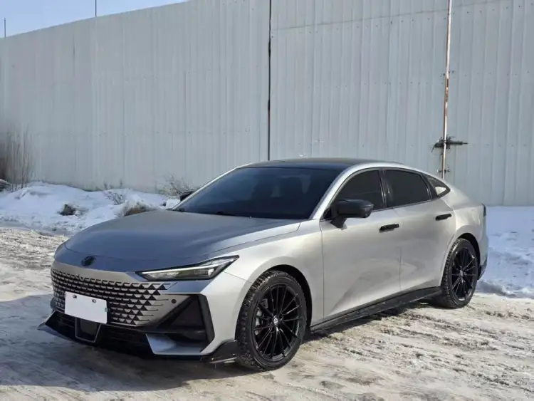 Changan UNI-V 2022 1.5T Sport Version