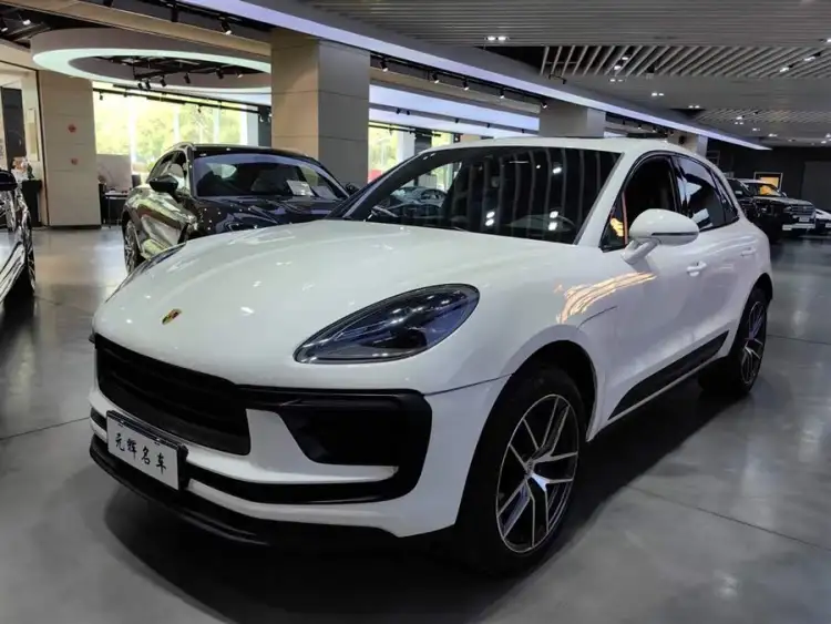 2022 Macan 2.0T