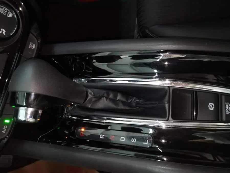 2020 هوندا HR-V 1.5L CVT نسخة الرائد