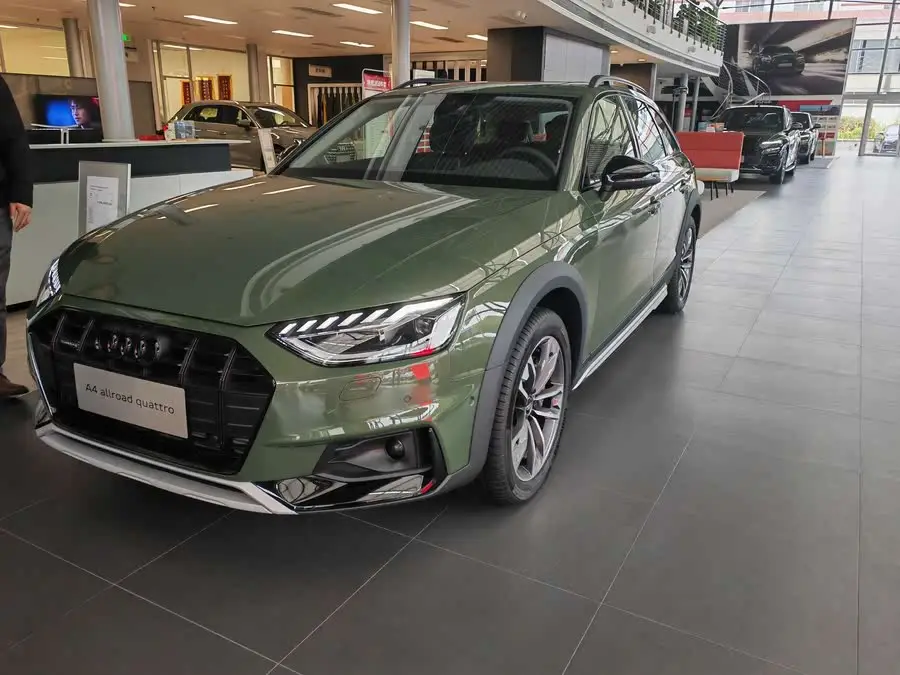 Audi A4 (Imported) 2024 Allroad Quattro 45 TFSI