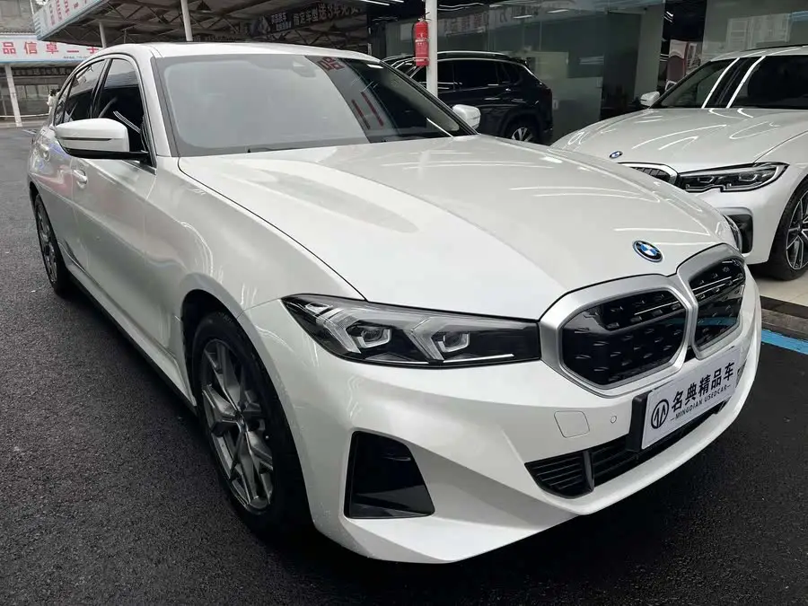 بي إم دبليو i3 2022 eDrive 35 L