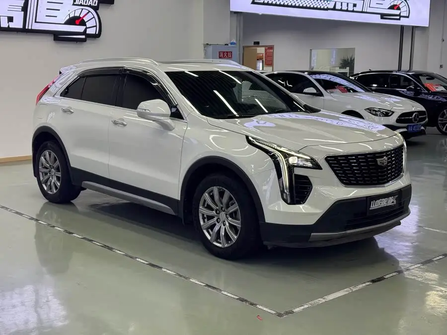 Cadillac XT4 2020 28T FWD Premium