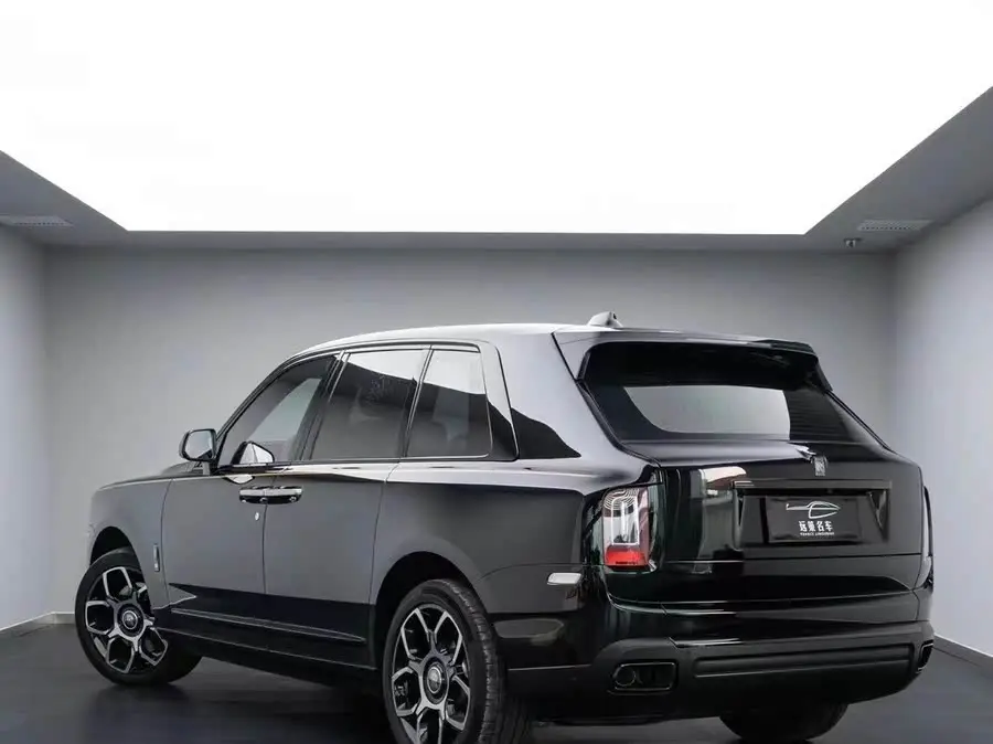 كولينان 2020 بلاك بادج