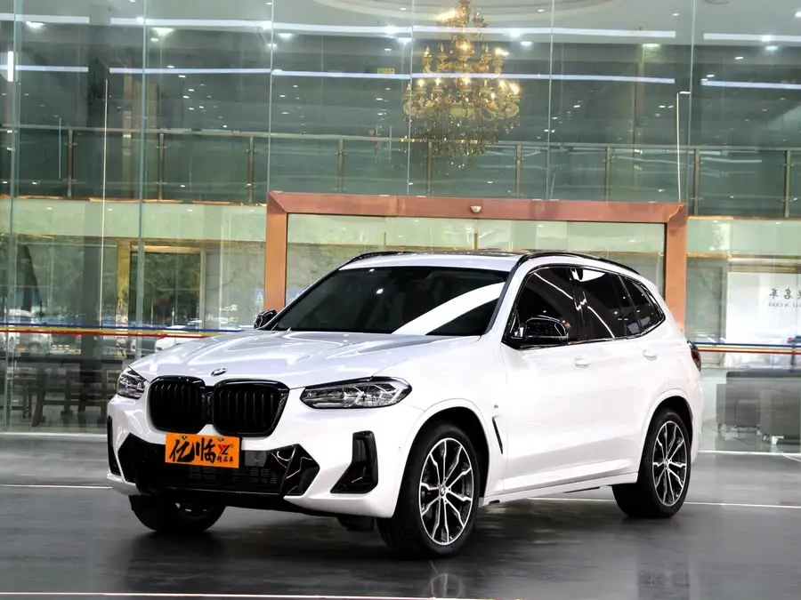 بي ام دبليو X3 2023 فئة xDrive30i الطراز الرائد طقم M ليلي الأسود