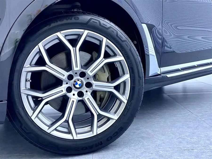 BMW X7 2020 xDrive40i Luxury Package