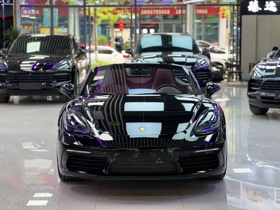 Porsche 718 2020 Model Boxster 2.0T