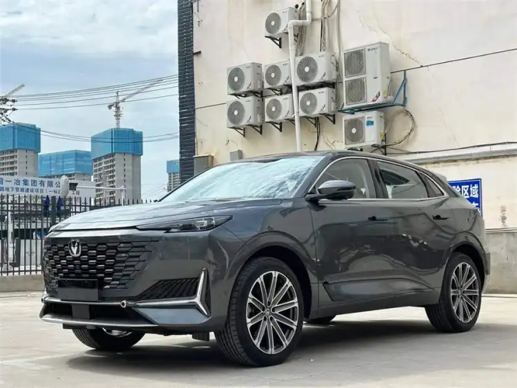 Changan UNI-K 2023 2.0T Two-Wheel Drive Enjoyment Edition