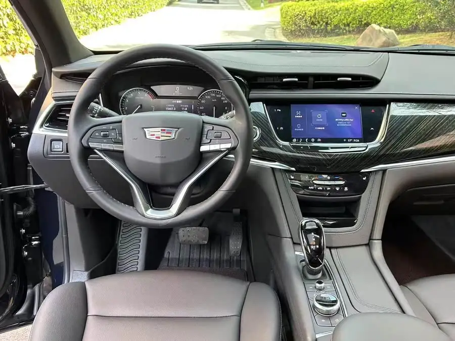 كاديلاك XT6 2021 2.0T طراز ستة مقاعد دفع ثنائي فاخرة