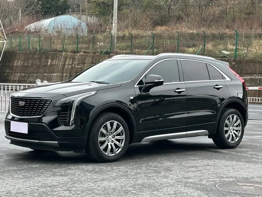 Cadillac XT4 2022 28T Luxury FWD