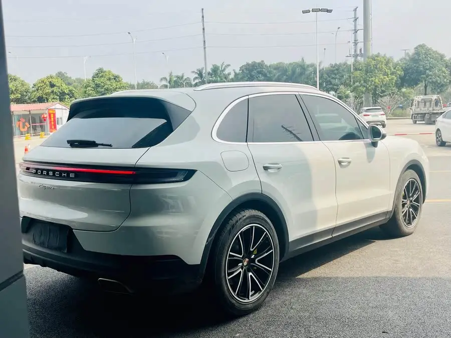 2024 Cayenne Cayenne 3.0T