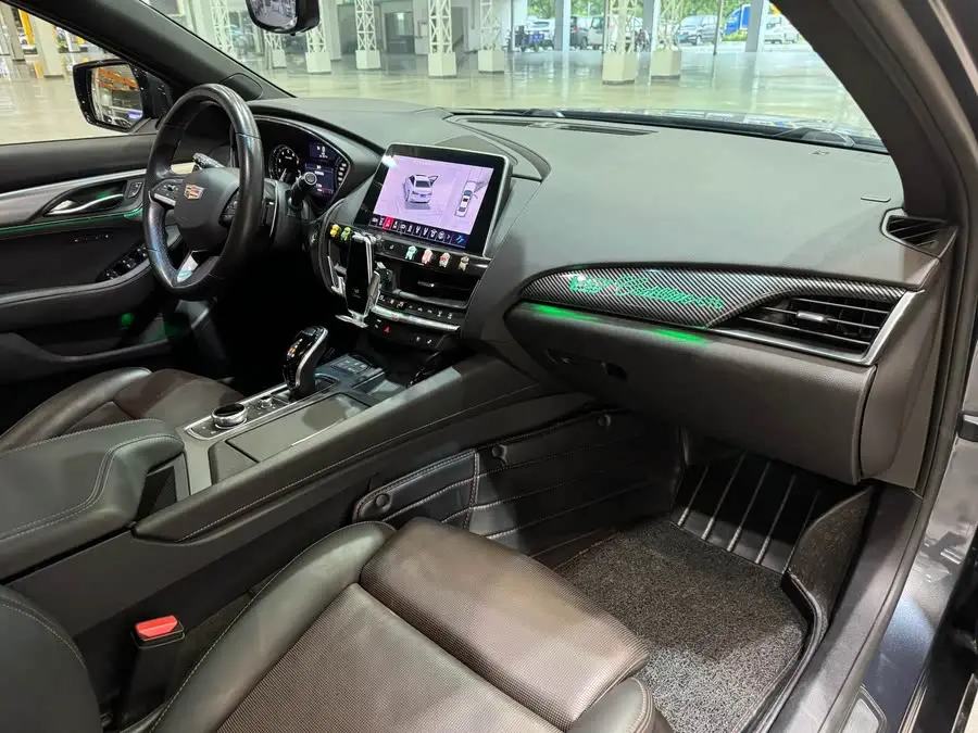 كاديلاك CT5 2020 طراز مُعدل 28T نموذج رياضي متقدم