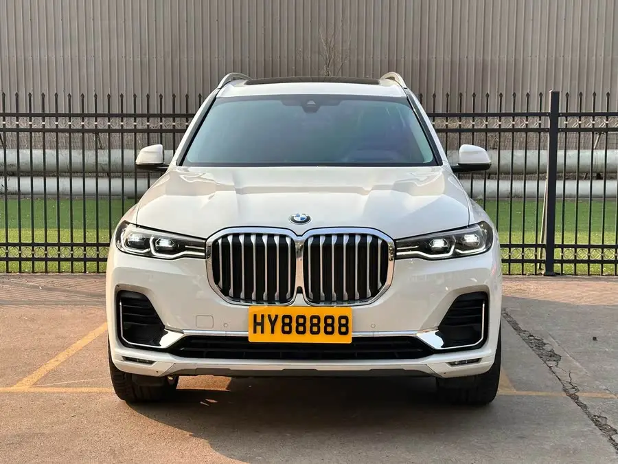 بي إم دبليو X7 2022 xDrive40i حزمة فاخرة