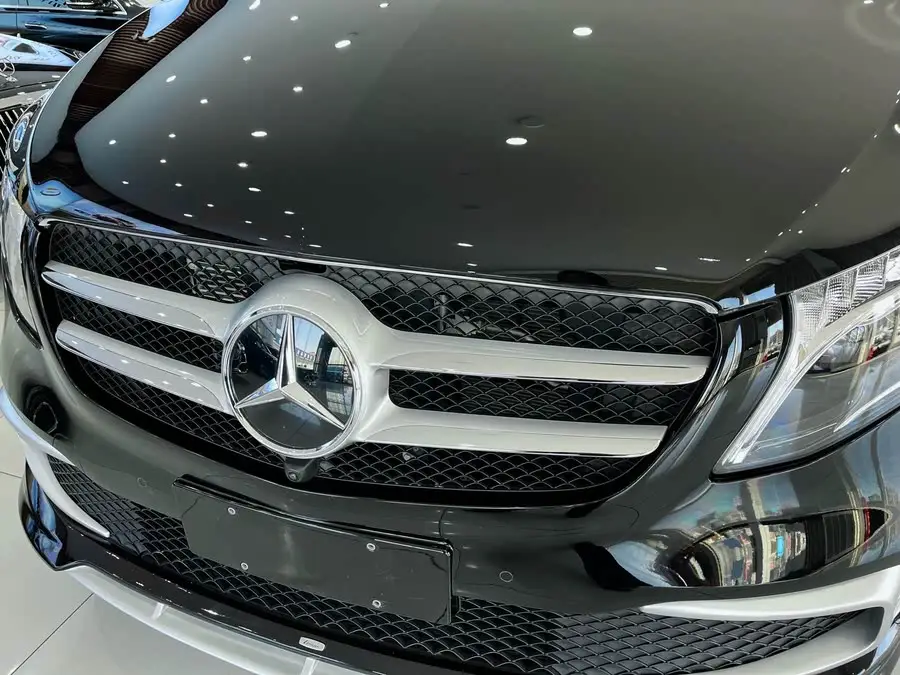 Vito 2023 2.0T Business Edition 7-seater