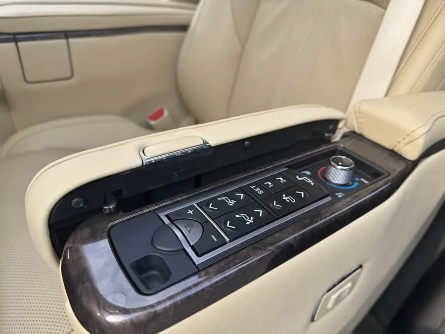 ألڤارد 2021 بنظام مزدوج 2.5 لتر إصدار بريميوم