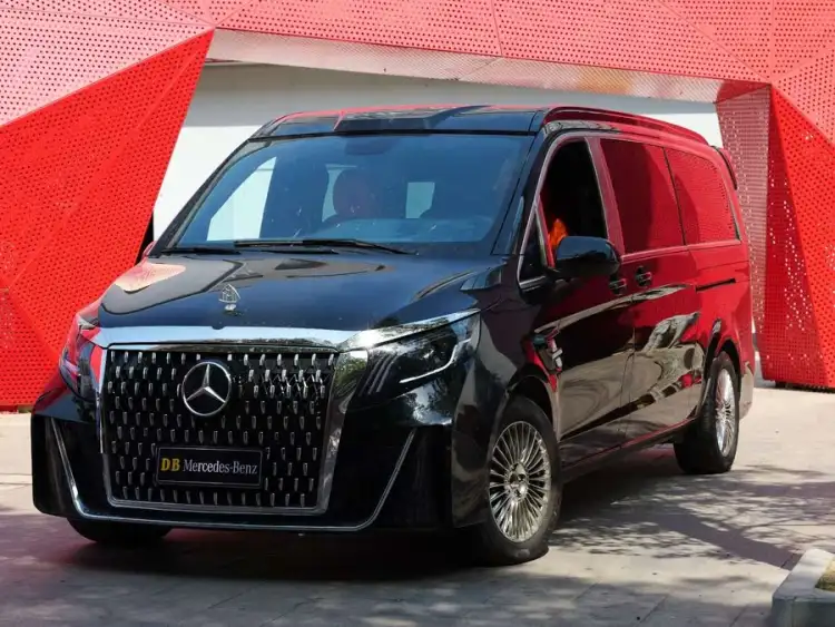 Vito 2024 2.0T Business Edition 7-seater