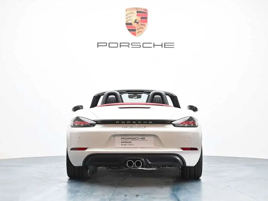 Porsche 718 2022 Model Boxster S 2.5T