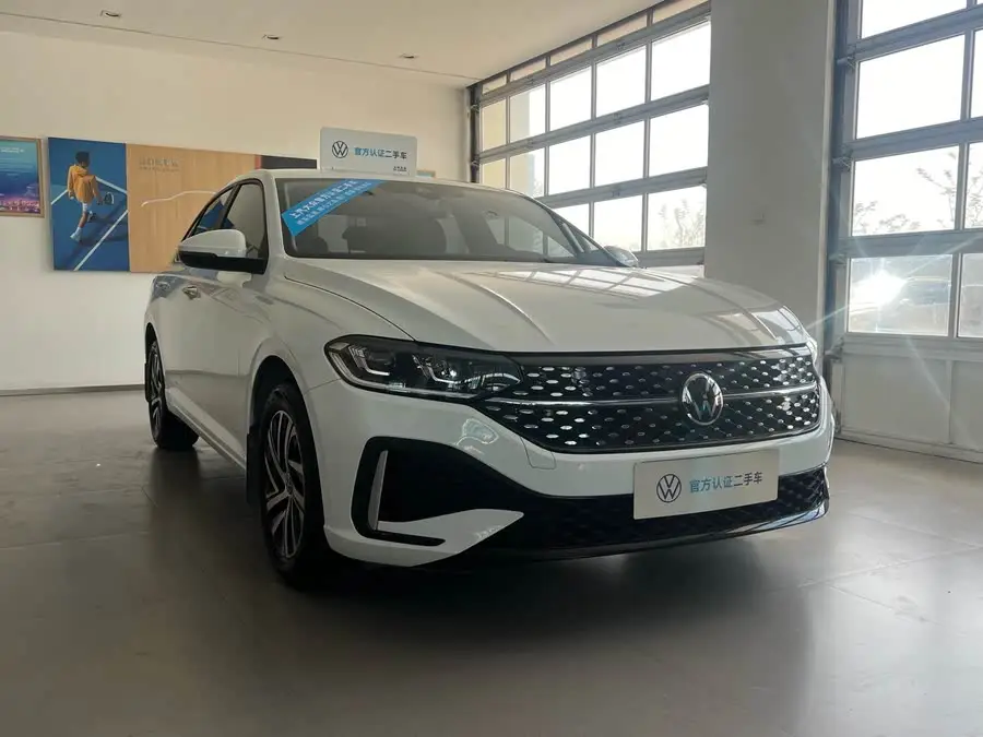 لافيدا 2024 1.5 لتر أوتوماتيكي إصدار النجوم الخمسة ملايين