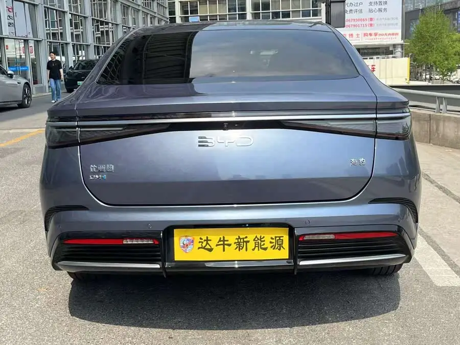 2024 Seals Glory Edition DM-i 1.5L 121km Deluxe Model