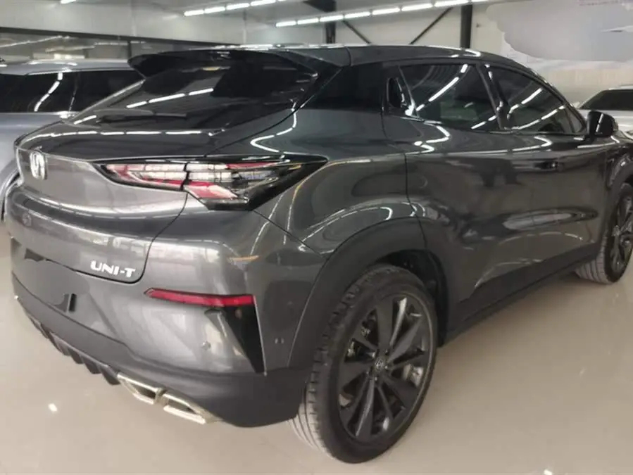 شانجان UNI-T 2020 1.5T الرائد