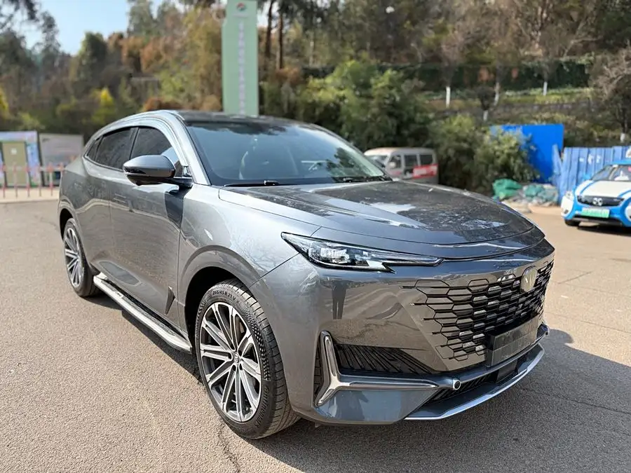 شانغن UNI-K 2021 2.0T الفاخرة