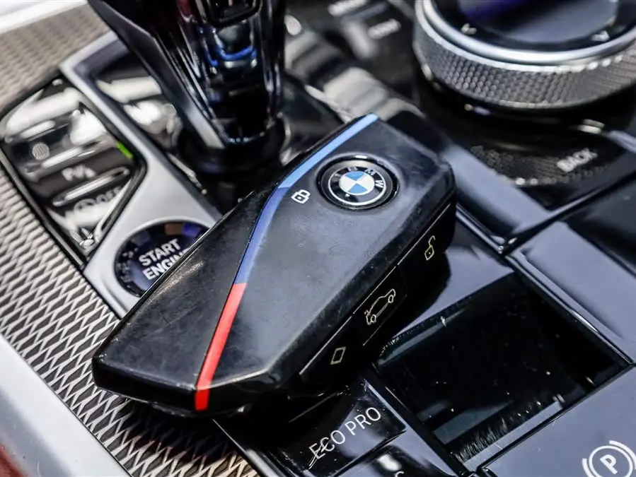 بي إم دبليو X6 2022 xDrive30i حزمة M الرياضية