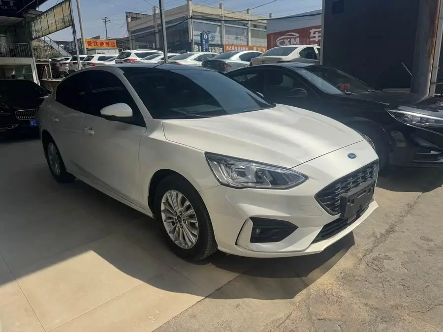 فورد فوكس 2020 سيدان إيكوبوست 180 أوتوماتيكي