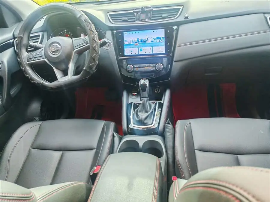 نيسان قاشقاي 2022 2.0 لتر CVT XV النسخة الذكية