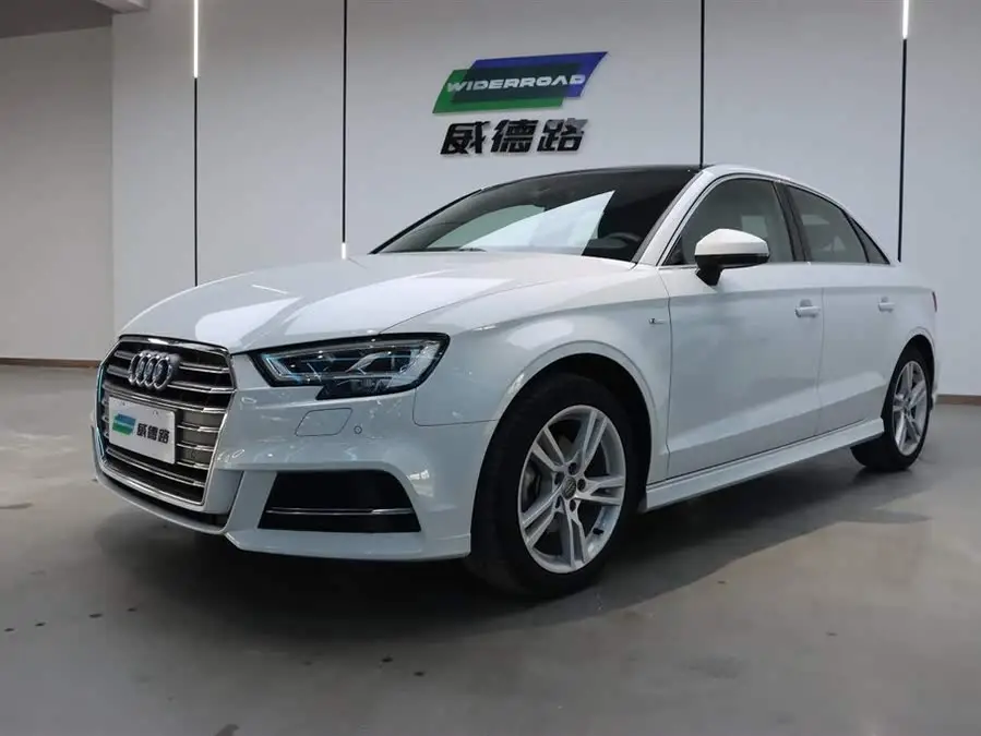 أودي A3 2020 ليموزين 35 TFSI طراز الموضة الوطنية VI