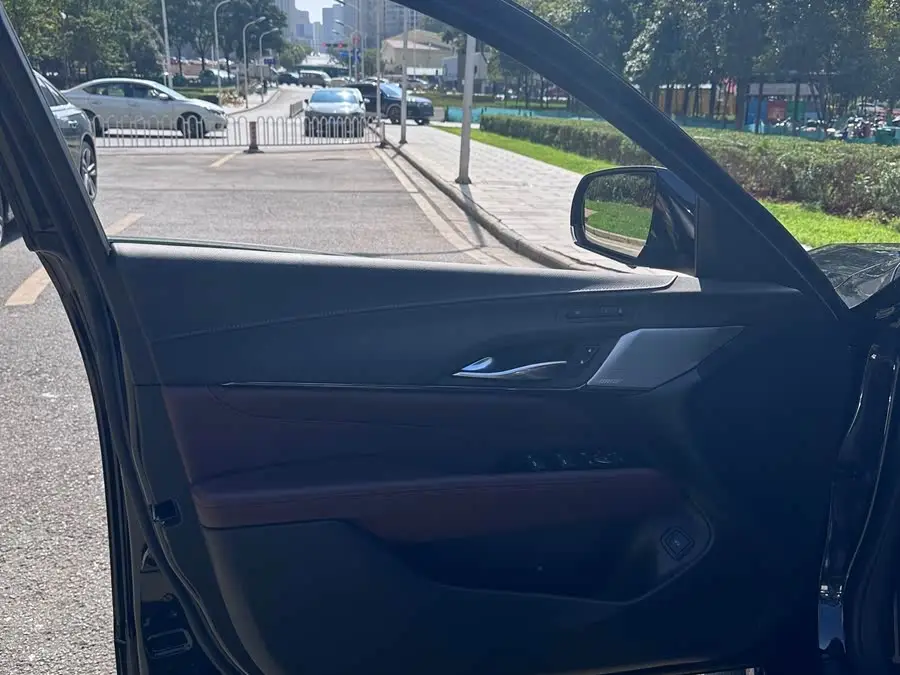 Cadillac CT4 2021 28T Premium