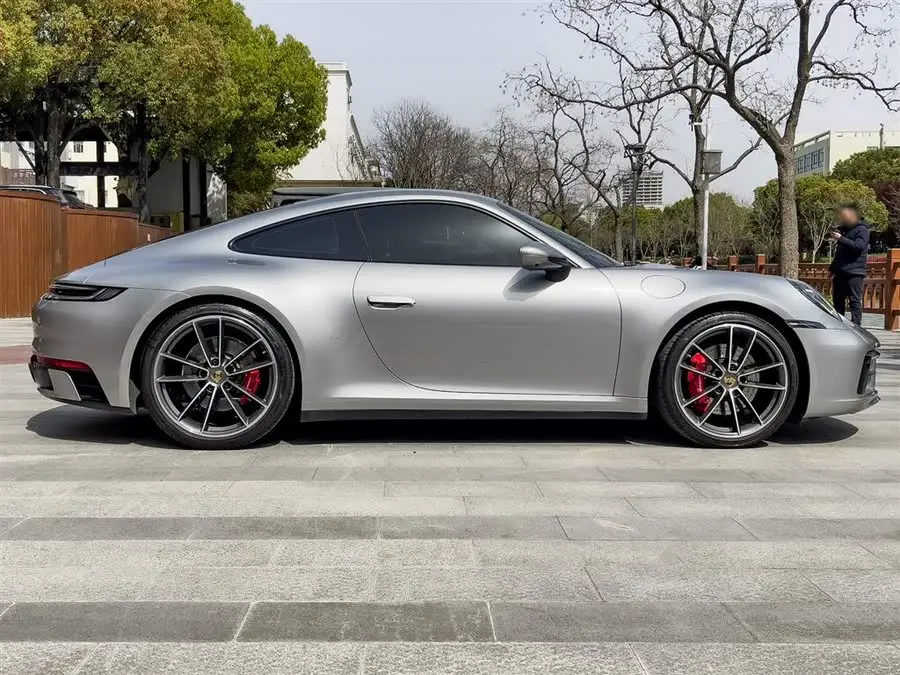 بورشه 911 2023 كاريرا S 3.0T