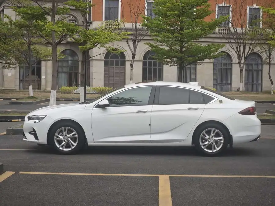 بيوك ريجال 2022 552T النسخة الذكية