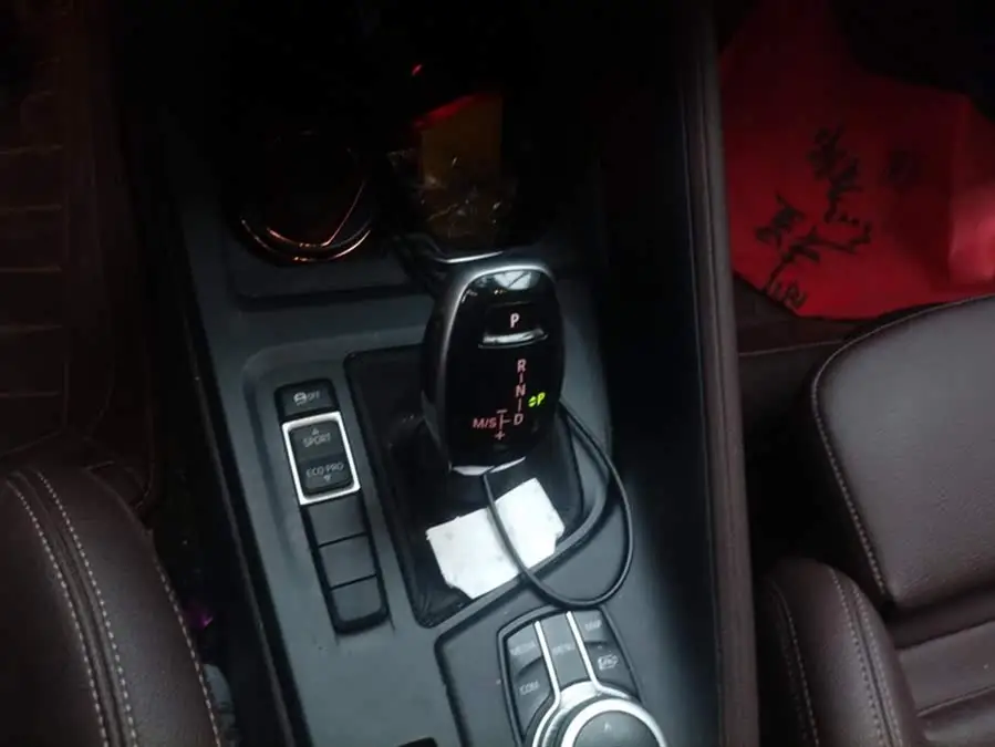 بي إم دبليو X1 2021 sDrive20Li إصدار الموضة