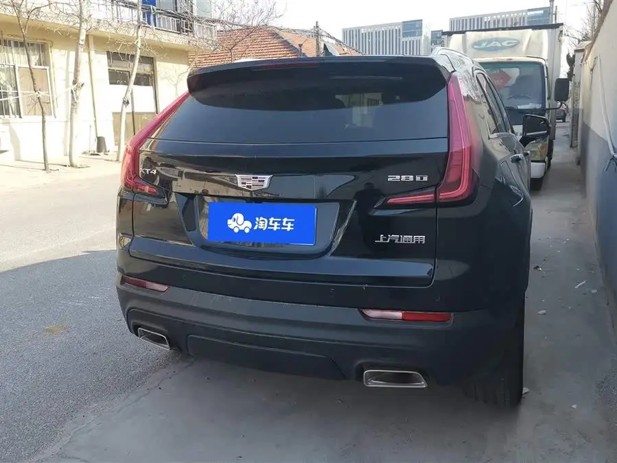 Cadillac XT4 2021 28T FWD Tech Edition
