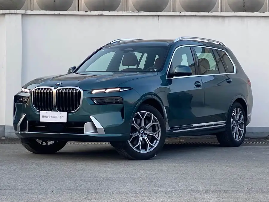 بي إم دبليو X7 2023 xDrive40i باقة الرفاهية