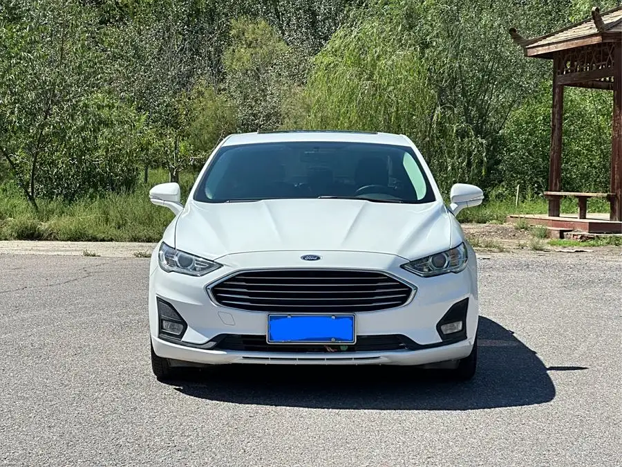 2020 Ford Mondeo EcoBoost 200 Luxury